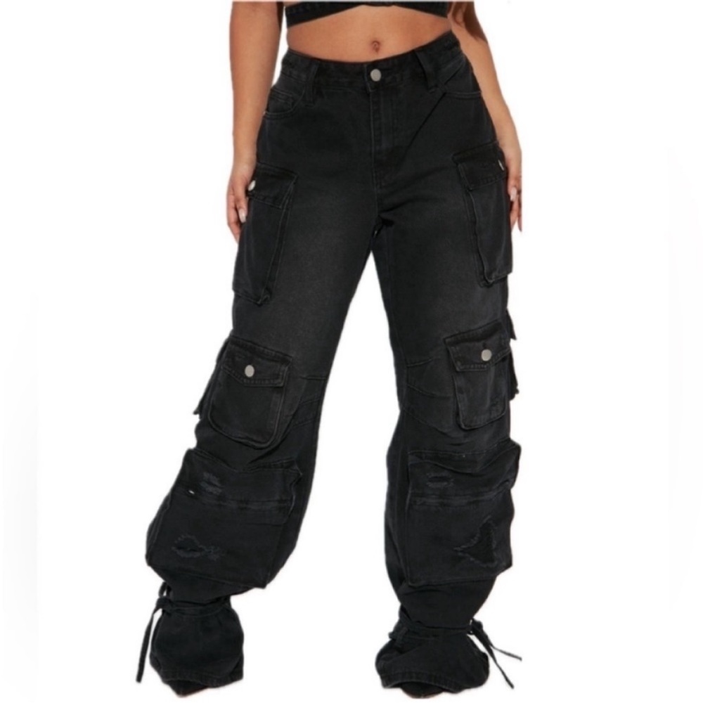 Fashion Nova Billie Ripped Ankle Tie Cargo Jeans - Black. Size 13